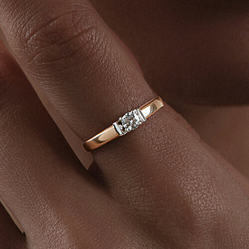 Кольцо SOKOLOV - Золото 375, Фианит (арт. 31-110-00802-1)