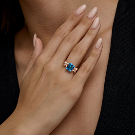 Кольцо SOKOLOV - Золото 585, Горный хрусталь, Топаз, Бриллиант (арт. 71-00453)