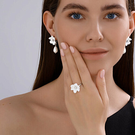 Серьги SOKOLOV - Серебро 925, Жемчуг синтетический, Фианит, Эмаль (арт. 94026908)